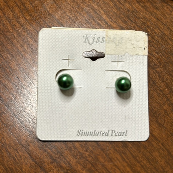 Earring assortment pierced nwt - Picture 6 of 8